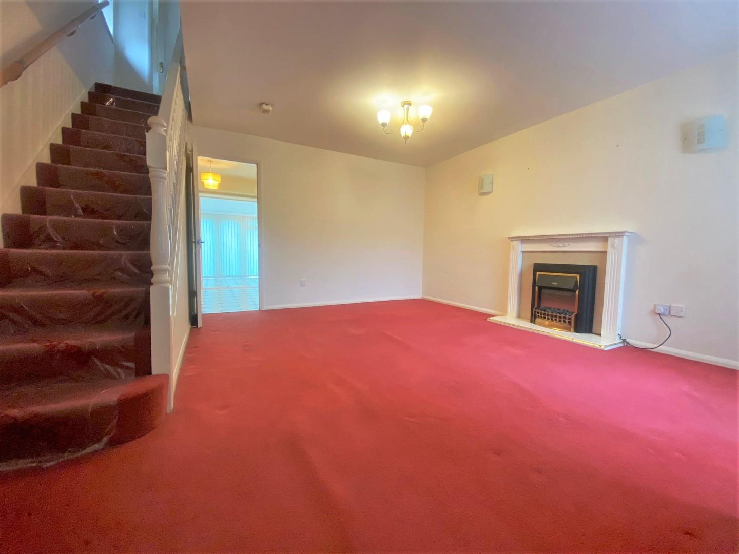 Longfield Avenue, Mill Hill